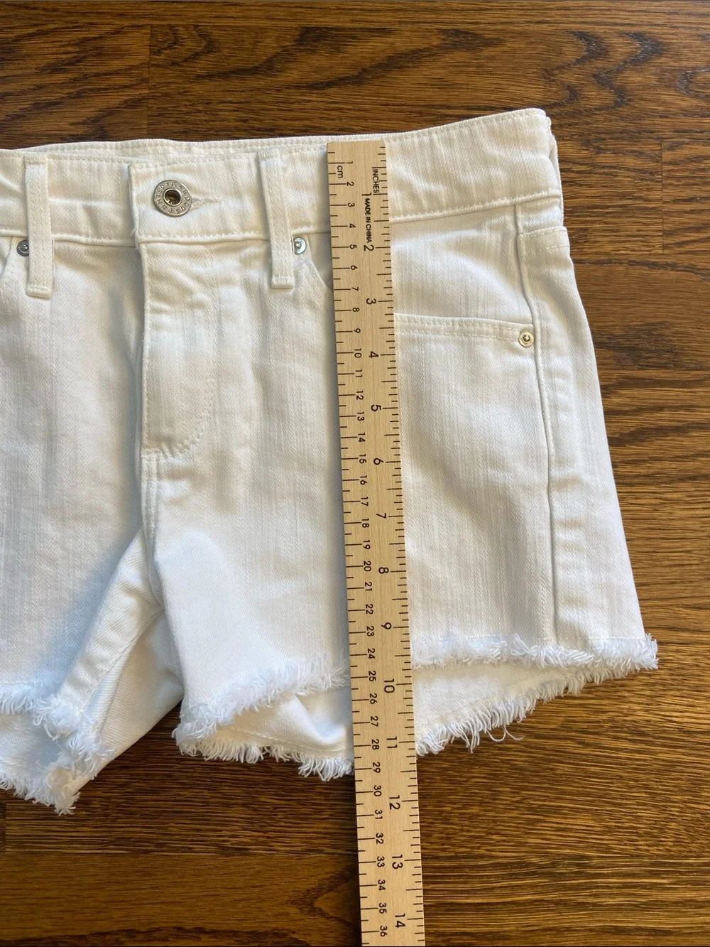 AG Adriano Goldschmied Women's White Denim‎ Cutoff Jean Shorts - Size 25, Summer